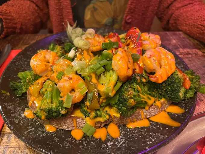 Süßkartoffel mit Scampi und Brokkoli
